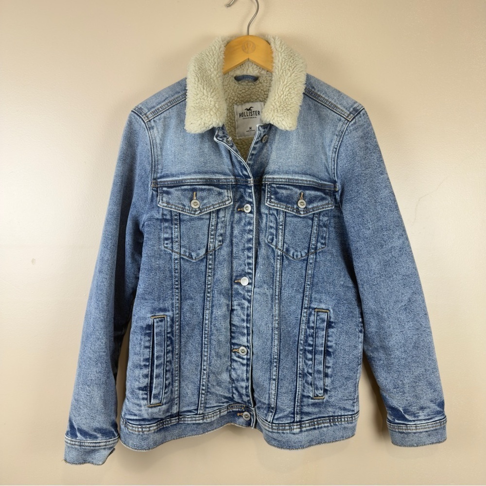 Hollister Women’s Size M Blue Denim Jacket Faux Shearling Lined